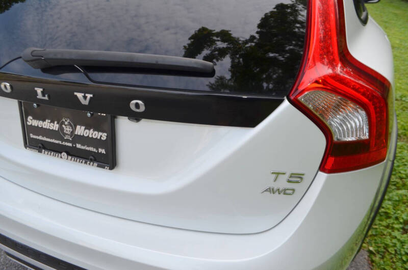 2018 Volvo V60 Cross Country T5 Premier