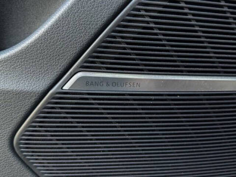 2025 Audi Q8 quattro Premium Plus 55 TFSI