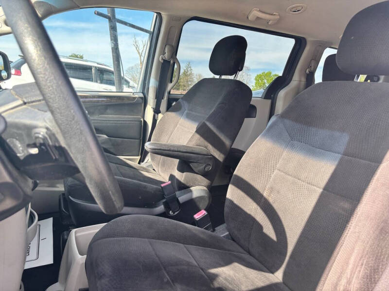 2012 Dodge Grand Caravan American Value Package