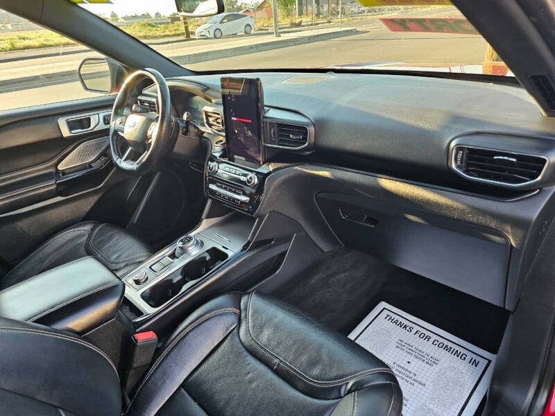 2021 Ford Explorer ST
