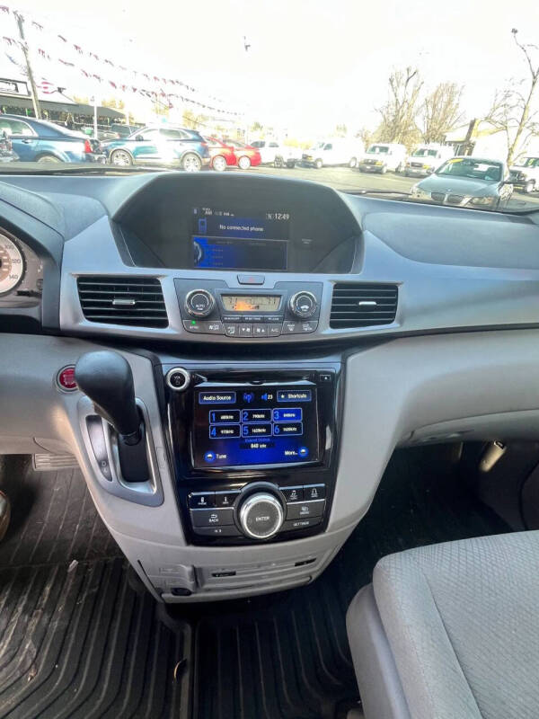 2017 Honda Odyssey SE