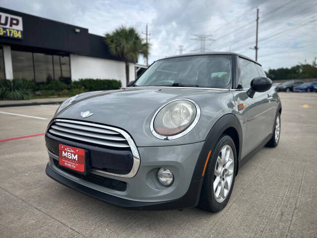 2014 MINI Cooper Base's photo