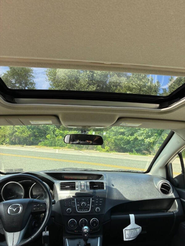 2012 Mazda MAZDA5 Touring