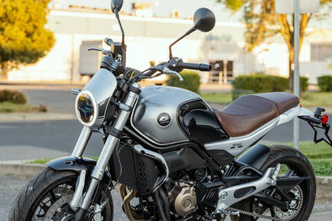 2023 QJMotor SRV550