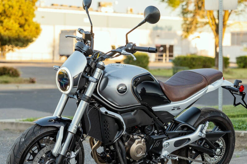 2023 QJMotor SRV550