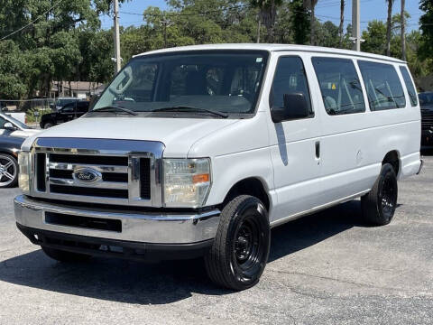 2009 Ford E-Series E-350 SD XLT