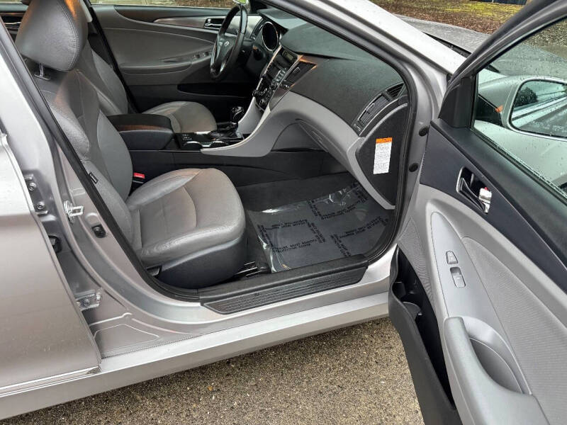 2012 Hyundai Sonata Hybrid