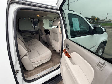 2009 GMC Yukon XL SLE