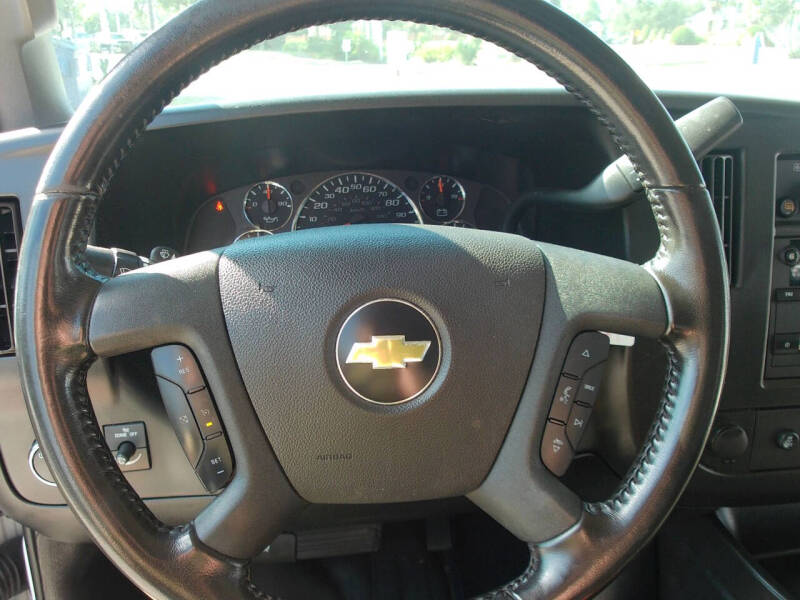 2020 Chevrolet Express 2500