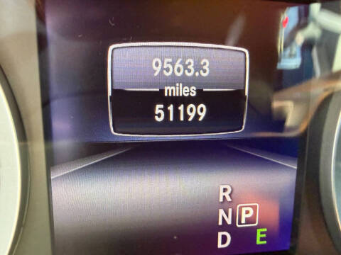 2017 Infiniti QX30 Sport