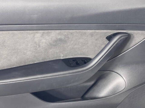 2020 Tesla Model 3 Standard Range