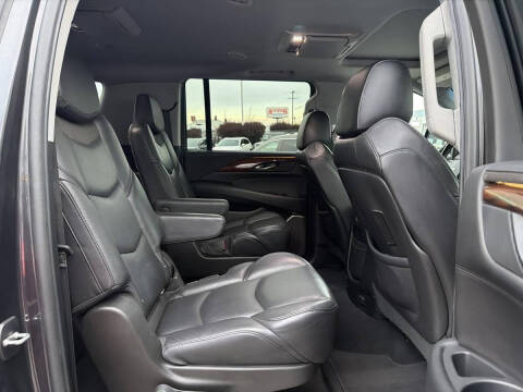 2018 Cadillac Escalade ESV Premium Luxury
