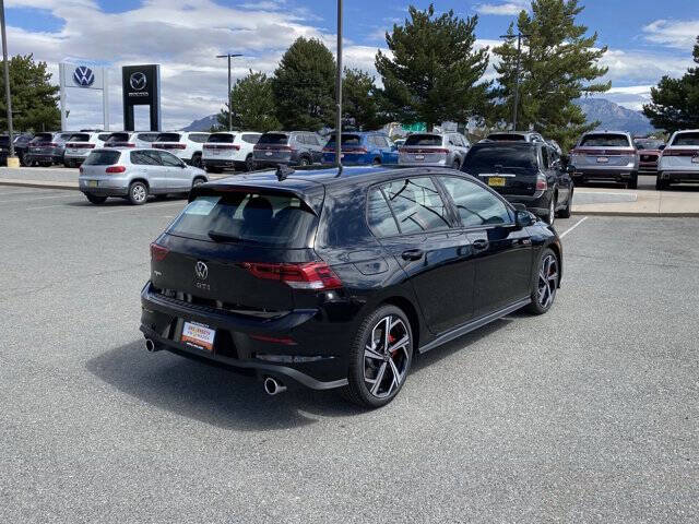 2025 Volkswagen Golf GTI SE