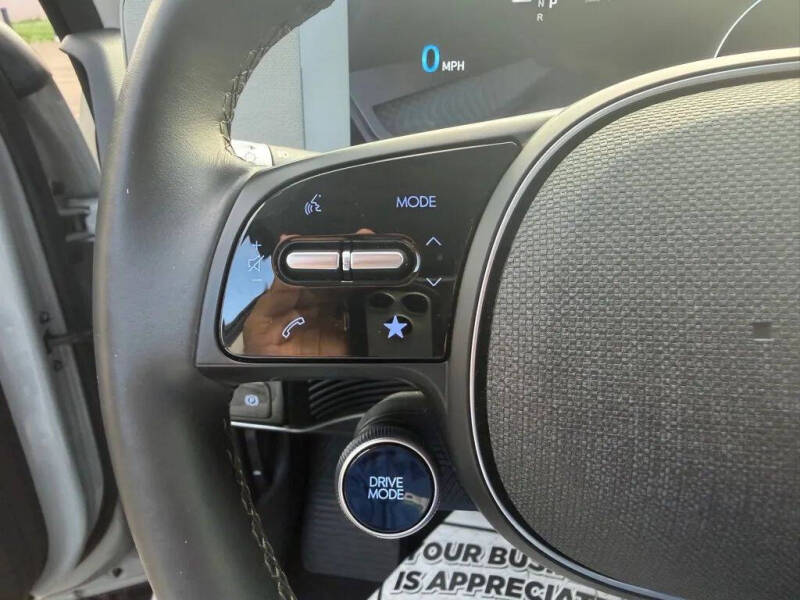 2024 Hyundai Ioniq 5 SEL