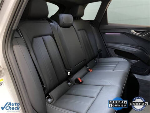 2024 Audi Q4 e-tron quattro Premium Plus 50