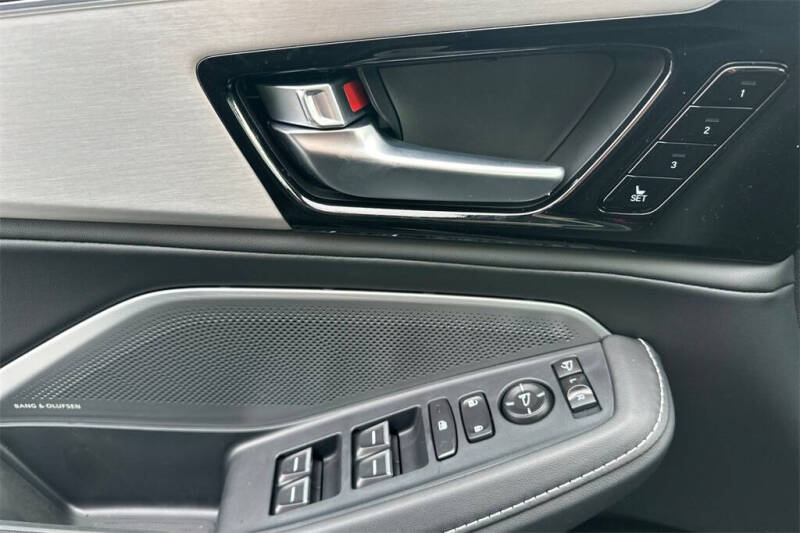 2026 Acura MDX w/Tech