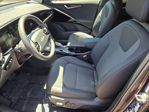 2025 Kia Niro EX