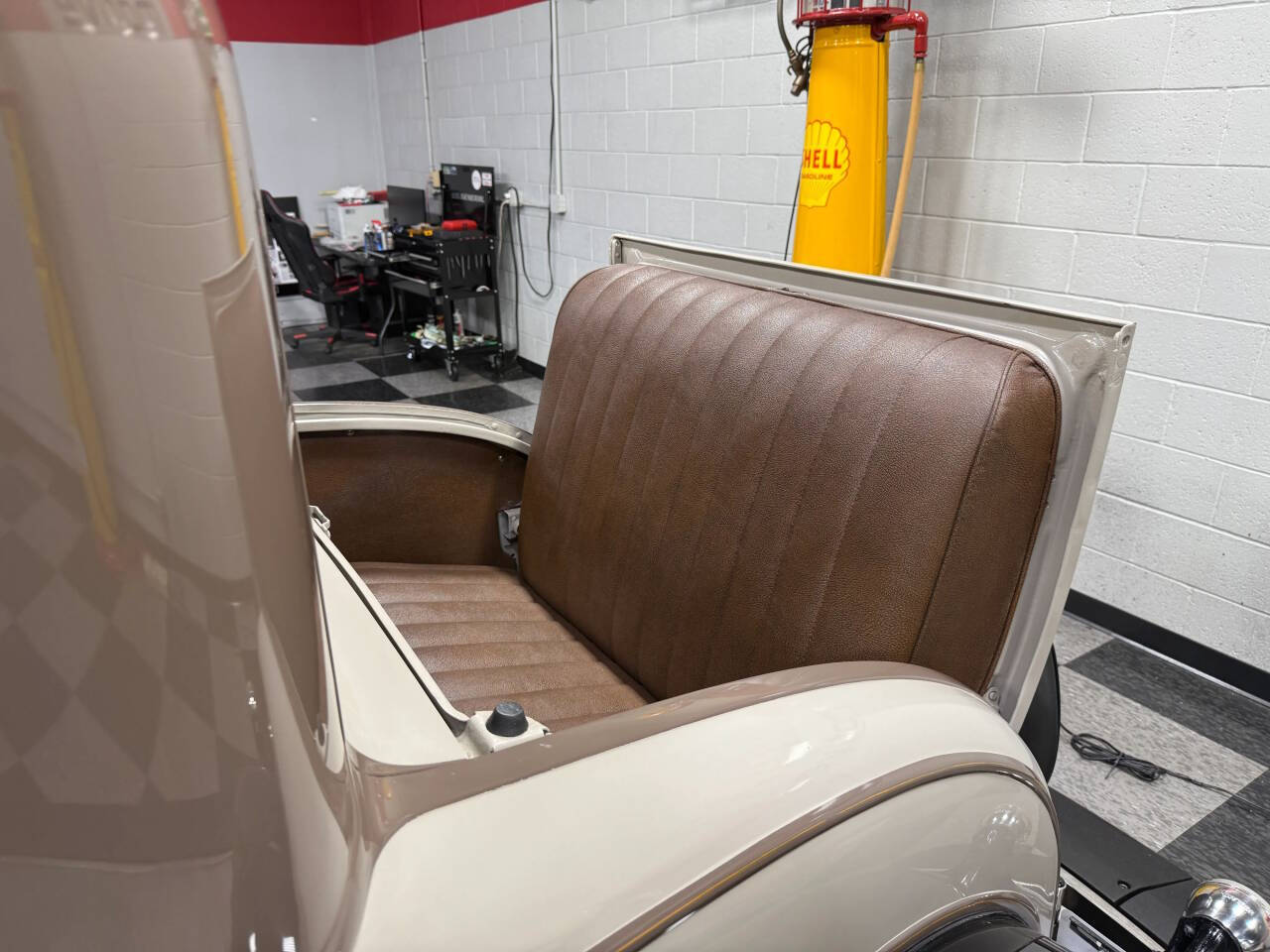 1930 Ford Model A 108