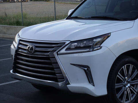 2016 Lexus LX 570