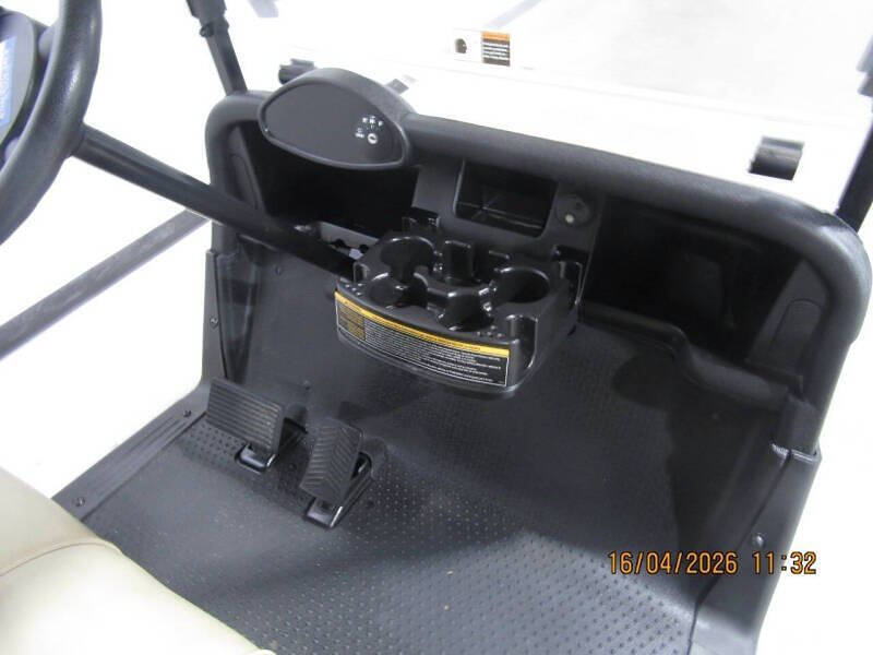 2020 E-Z-GO RXV