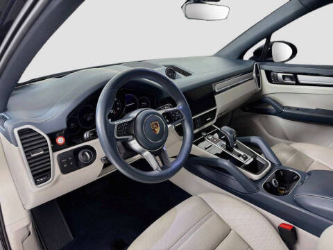 2023 Porsche Cayenne