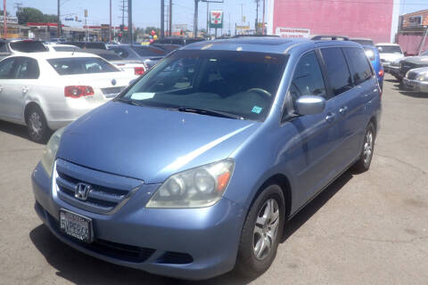 2006 Honda Odyssey for sale at Universal Auto in Bellflower CA