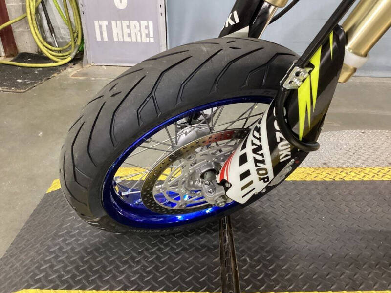 2024 Suzuki DR-Z400SM