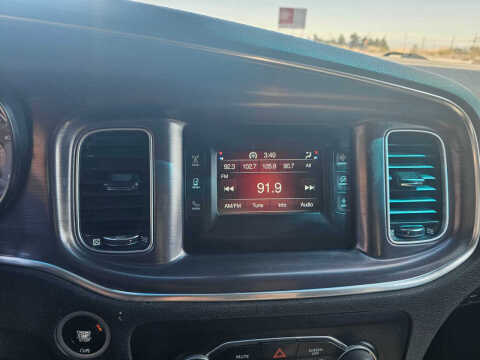 2017 Dodge Charger SE