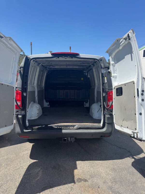 2017 Mercedes-Benz Metris Worker Cargo