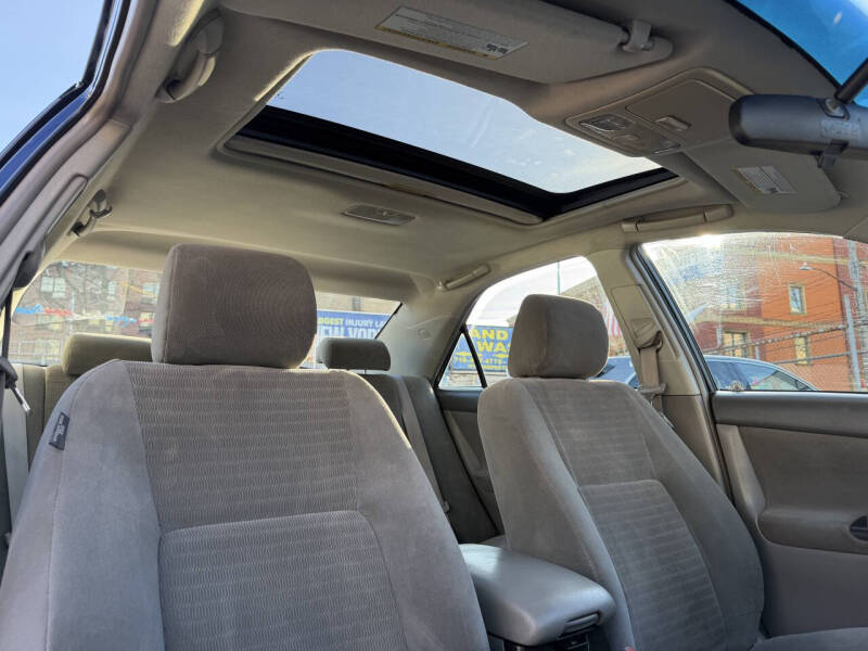 2005 Toyota Camry LE V6