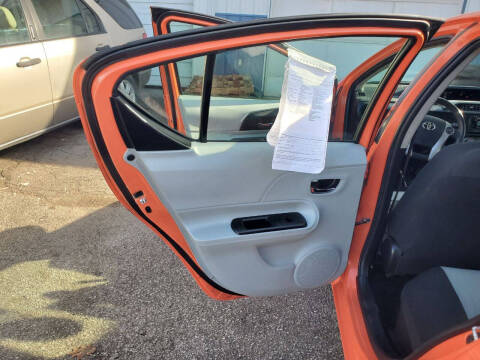 2012 Toyota Prius c Three