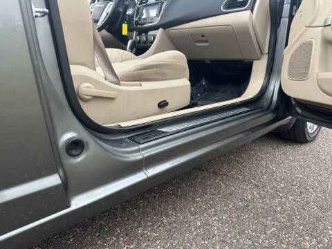 2011 Chrysler 200 Limited