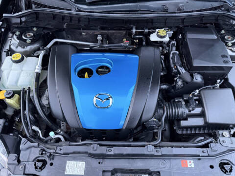 2013 Mazda MAZDA3 i Grand Touring