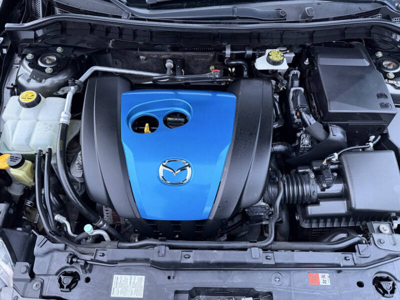 2013 Mazda MAZDA3 i Grand Touring