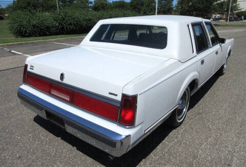 1985 Lincoln Town Car
