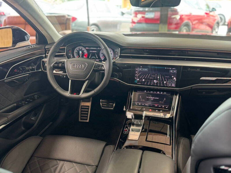 2023 Audi S8 4.0T quattro