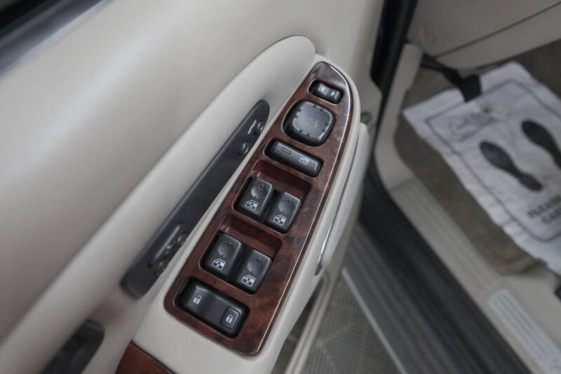 2005 Cadillac Escalade ESV Platinum Edition