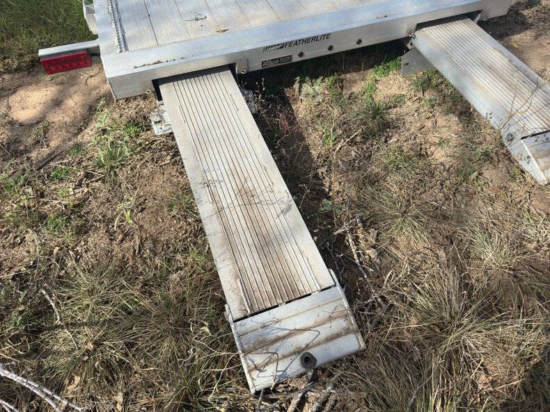 2021 Featherlite Trailer FL3182-20