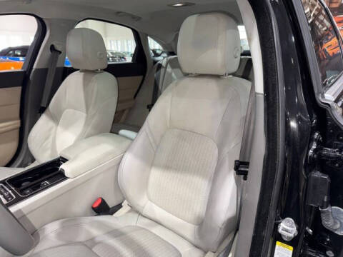 2016 Jaguar XF 35t Prestige