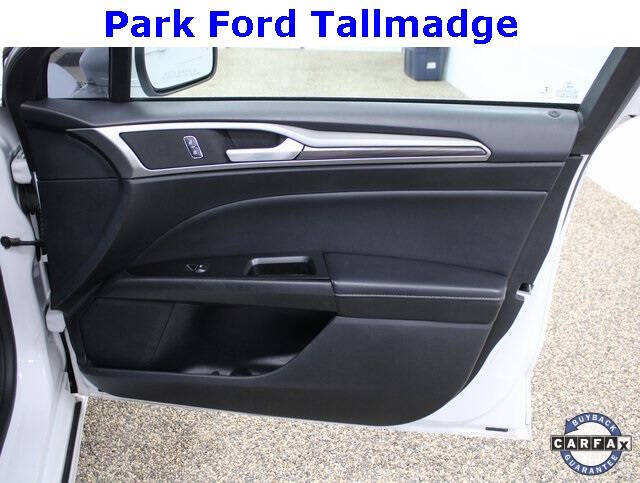 2020 Ford Fusion SEL