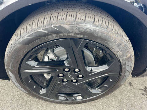 2025 Chevrolet Equinox EV RS