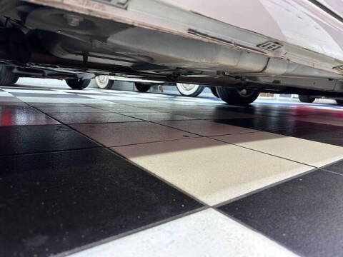 2011 Cadillac DTS Luxury Collection