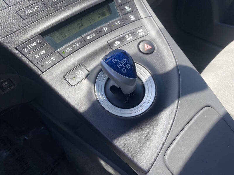 2010 Toyota Prius II