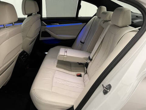 2022 BMW 5 Series 530i