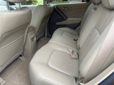 2010 Nissan Murano LE