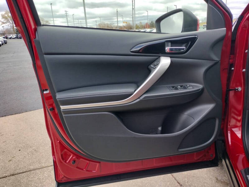 2026 Mitsubishi Eclipse Cross SE