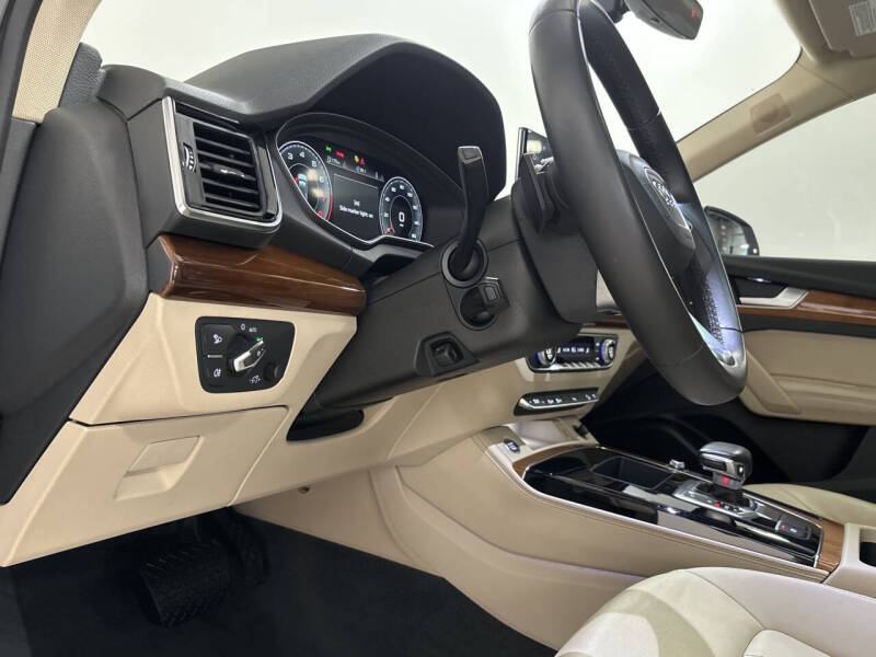 2022 Audi Q5 quattro S line Prem Plus 45 TFSI