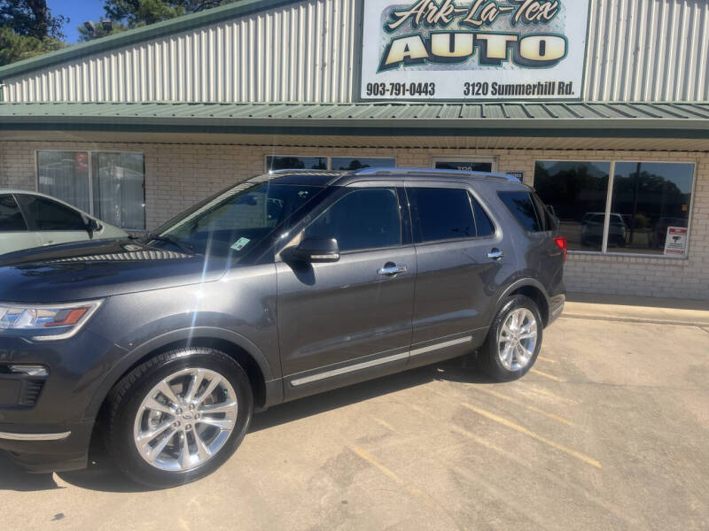 2018 Ford Explorer Limited's photo