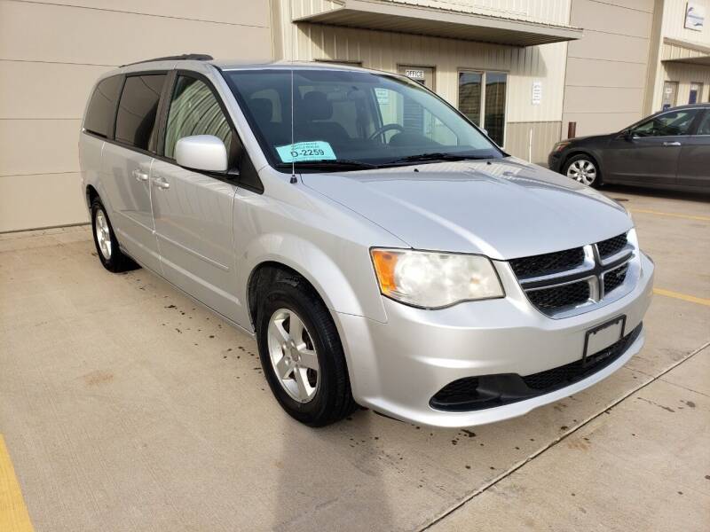 2011 Dodge Grand Caravan for sale at Pederson Auto Brokers LLC in Sioux Falls SD