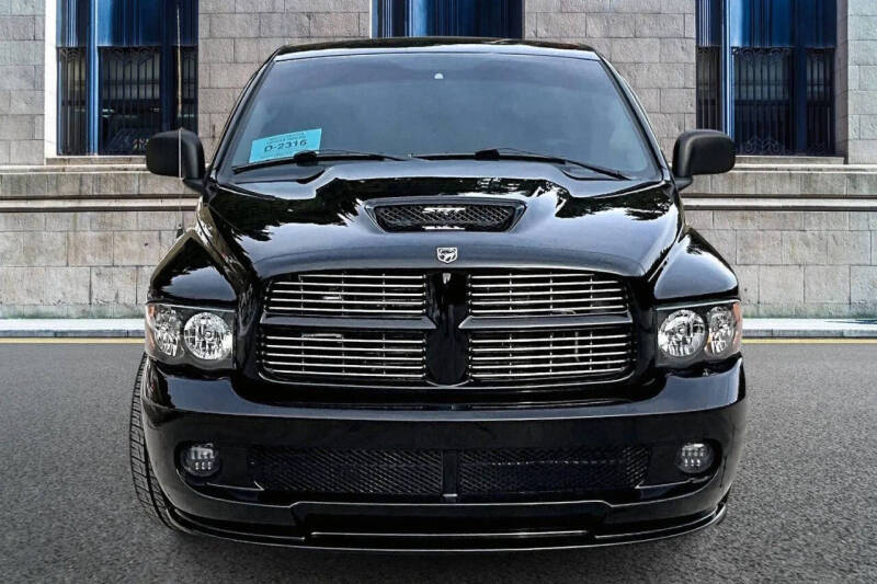 2005 Dodge Ram 1500 SRT-10